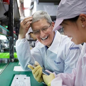 iPhone生产线大转移，除了富士康，美国官员的影响不容忽视